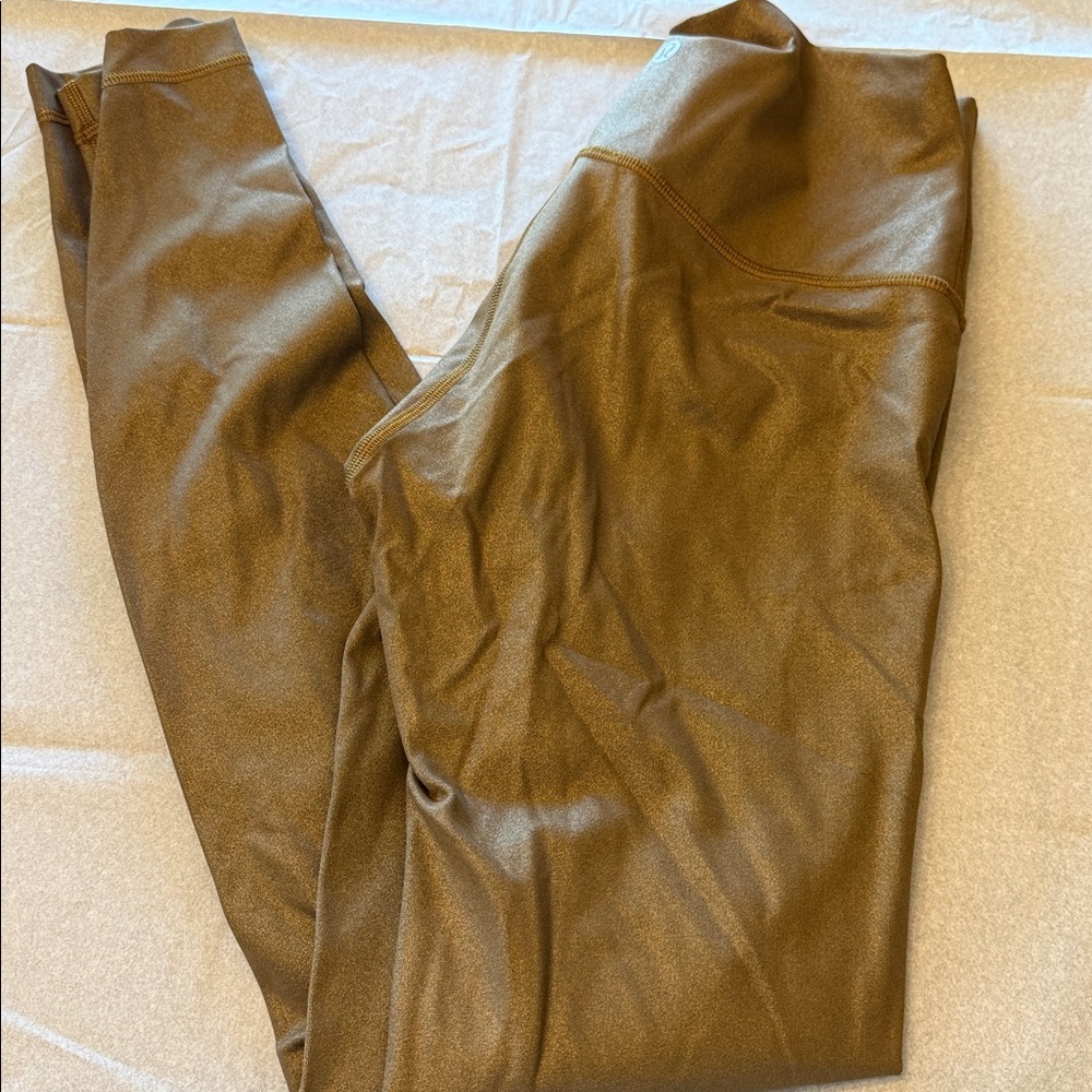Lulu size 6 shine olive brown leggings